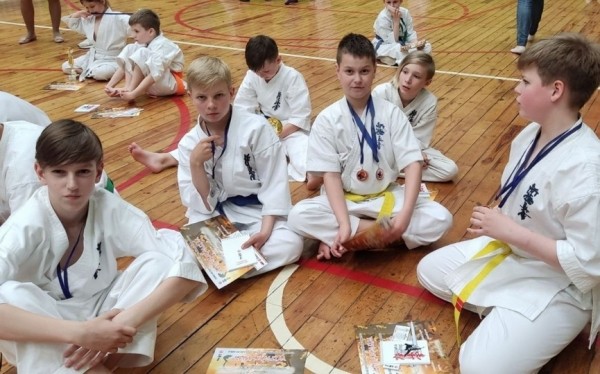 Городской турнир по Киокушинкай каратэ состоялся в Барановичах Городской турнир по Киокушинкай каратэ состоялся в Барановичах