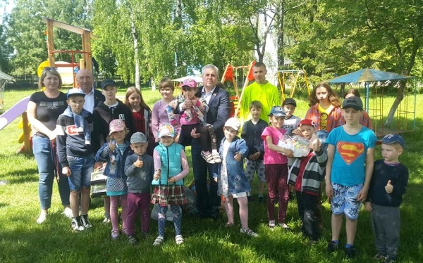 Какой сюрприз ждал ребят из барановичского приюта?