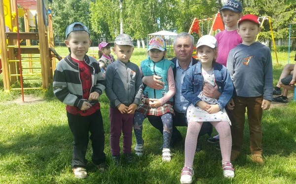 Какой сюрприз ждал ребят из барановичского приюта?