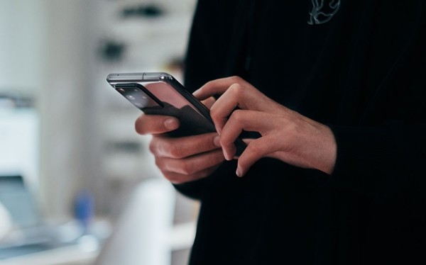  Кредит на 6 тысяч рублей оформила по просьбе мошенников жительница Барановичей