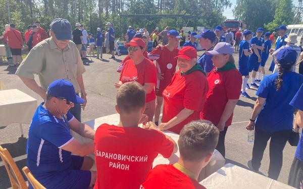 Межрегиональная спортландия «Веселые старты» для людей с инвалидностью состоялась в Барановичскойм районе