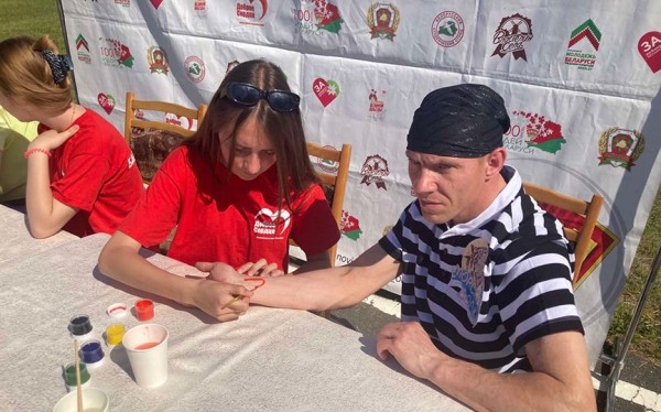 Межрегиональная спортландия «Веселые старты» для людей с инвалидностью состоялась в Барановичскойм районе