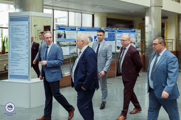 Партнеры в международном  сотрудничестве Барановичского госуниверситета: подписан договор с российским вузом