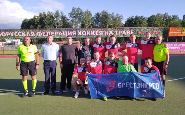 Под дождем, в жару, упорной борьбе. Совсем не мини- стал футбол для работников барановичских предприятий Под дождем, в жару, упорной борьбе. Совсем не мини- стал футбол для работников барановичских предприятий