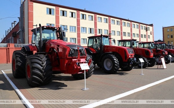  В каких странах востребована белорусская техника, рассказали в Минпроме