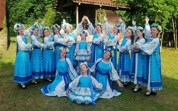 Барановичский ансамбль "Фантазия" завоевал высокую награду в международном конкурсе Барановичский ансамбль "Фантазия" завоевал высокую награду в международном конкурсе