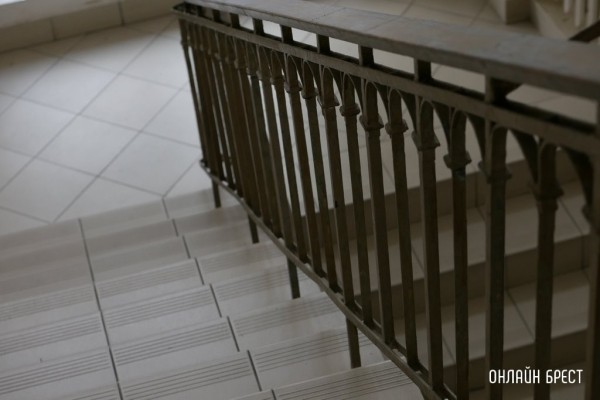 Белорусы получают первые извещения о налоге на квартиру: как его оплатить?