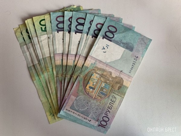 В Минтруда рассказали, какие выплаты положены молодым специалистам