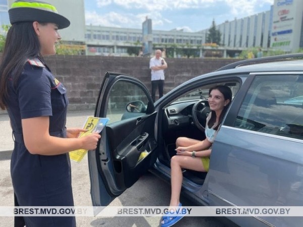 ГАИ Бреста проверила, кто паркуется на местах для инвалидов