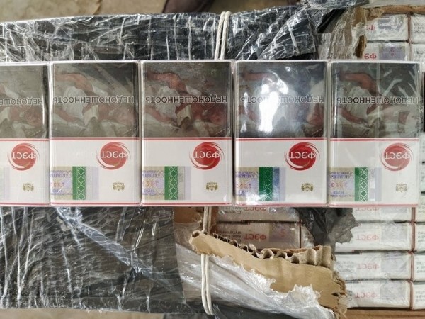 Крупную партию контрабандных сигарет из Беларуси задержали в Литве. Стоимость нелегального груза