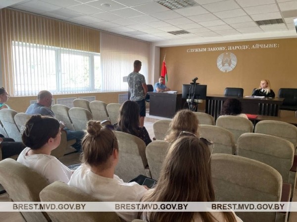 «Бесправник» из Бреста более двух раз попался ГАИ. Как наказали мужчину? «Бесправник» из Бреста более двух раз попался ГАИ. Как наказали мужчину?