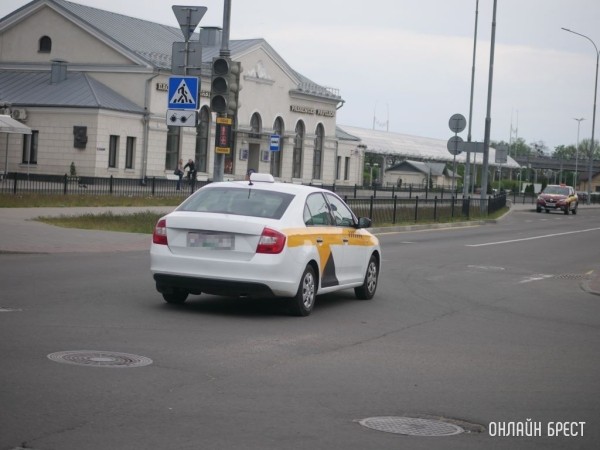 Водители такси сами будут решать, кого отстранять от заказов, а кого нет