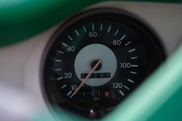 Porsche для домохозяек. Белорус рассказал о 48-летнем Volkswagen Karmann-Ghia Porsche для домохозяек. Белорус рассказал о 48-летнем Volkswagen Karmann-Ghia