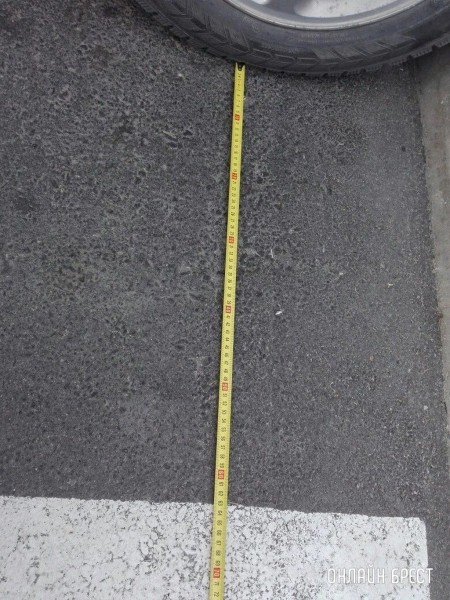 Читатель: Достали эти кривопаркощики. Ну как так можно парковаться!? Это ужас! Ну неужели нельзя ровнее поставить машину?
Читатель: Достали эти кривопаркощики. Ну как так можно парковаться!? Это ужас! Ну неужели нельзя ровнее поставить машину?