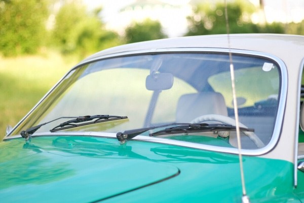 Porsche для домохозяек. Белорус рассказал о 48-летнем Volkswagen Karmann-Ghia Porsche для домохозяек. Белорус рассказал о 48-летнем Volkswagen Karmann-Ghia