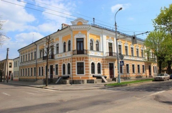 Краеведческий музей организует пешеходные экскурсии по историческому центру Бреста