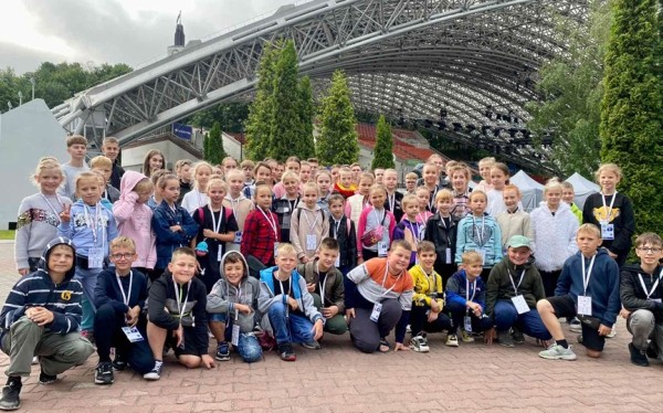 Несколько коллективов из Барановичей стали финалистами танцевального проекта на фестивале в Витебске Несколько коллективов из Барановичей стали финалистами танцевального проекта на фестивале в Витебске