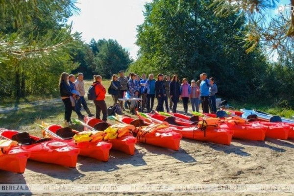 Маршрут для сплава на байдарках по Днепровско-Бугскому каналу и Мухавцу обустроили в Брестской области Маршрут для сплава на байдарках по Днепровско-Бугскому каналу и Мухавцу обустроили в Брестской области