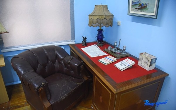 Экскурсию в музей на выставку к 120-летию Георгия Холостякова организовала для молодежи «Барановичи коммунтеплосеть» Экскурсию в музей на выставку к 120-летию Георгия Холостякова организовала для молодежи «Барановичи коммунтеплосеть»