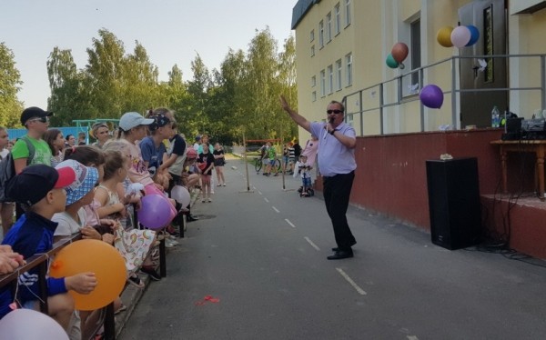 Проект «Дворовые игры» сделал остановку в гимназии № 4