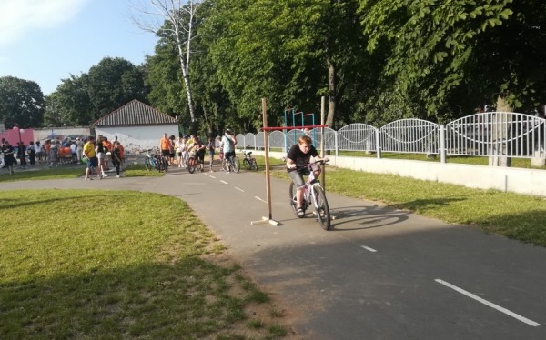 Проект «Дворовые игры» сделал остановку в гимназии № 4