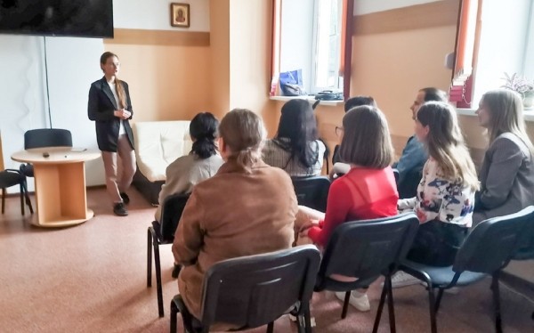 Серия открытых диалогов с молодежью прошла на барановичских предприятиях Серия открытых диалогов с молодежью прошла на барановичских предприятиях