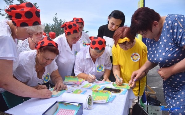 В Барановичском районе состоялся юбилейный спортивный праздник «Шаг к долголетию» В Барановичском районе состоялся юбилейный спортивный праздник «Шаг к долголетию»