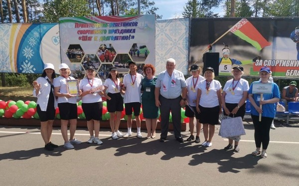 В Барановичском районе состоялся юбилейный спортивный праздник «Шаг к долголетию» В Барановичском районе состоялся юбилейный спортивный праздник «Шаг к долголетию»