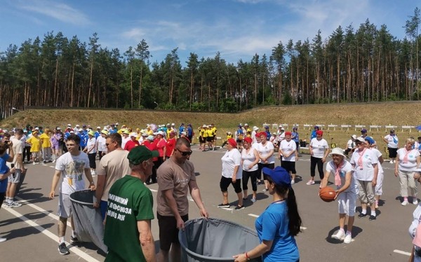В Барановичском районе состоялся юбилейный спортивный праздник «Шаг к долголетию» В Барановичском районе состоялся юбилейный спортивный праздник «Шаг к долголетию»
