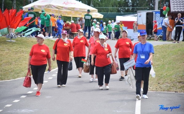 В Барановичском районе состоялся юбилейный спортивный праздник «Шаг к долголетию» В Барановичском районе состоялся юбилейный спортивный праздник «Шаг к долголетию»
