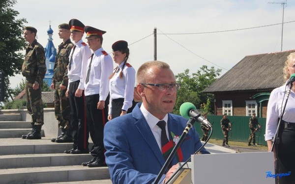 В Барановичском районе торжественно открыли обновленный памятник погибшим землякам