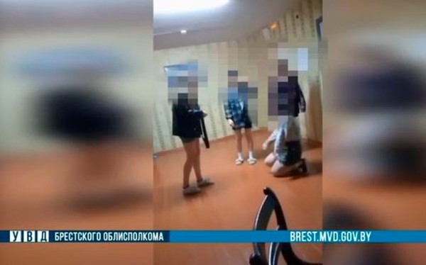В Бресте трех подруг будут судить за издевательства над сверстницей