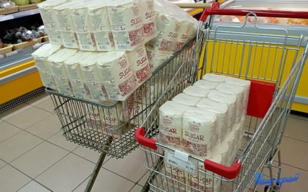  Вице-премьер: в Беларуси запас сахара - на три месяца вперед