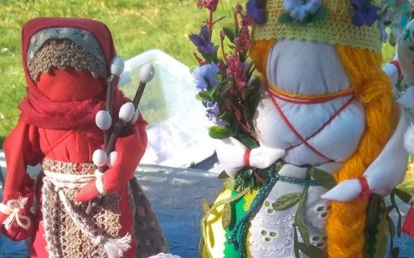 Мастера из Барановичского района представили свои работы на «Ганненскім кірмашы» в Зельве Мастера из Барановичского района представили свои работы на «Ганненскім кірмашы» в Зельве