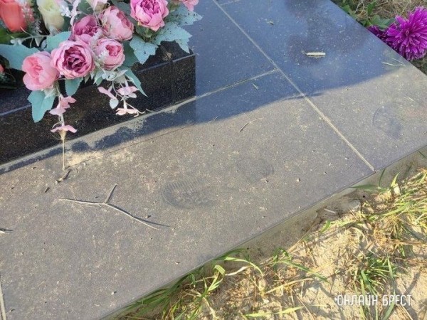 Читатель: Хочу заострить внимание на такой проблеме
             
                Читатель: Хочу заострить внимание на такой проблеме