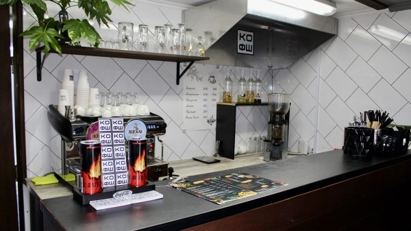 Попробуй эту вкусную и сытную еду навынос. «Онлайн Брест» рекомендует: «Кофш», «Xpizza brest», «Три правила чебурека», «Кебаб на болоте»