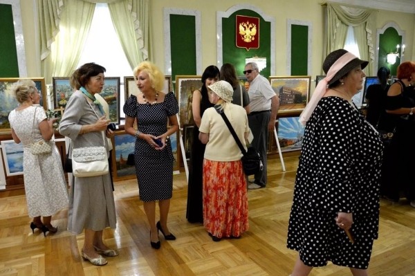 В Бресте открылась художественная выставка «От Москвы до Бреста» В Бресте открылась художественная выставка «От Москвы до Бреста»