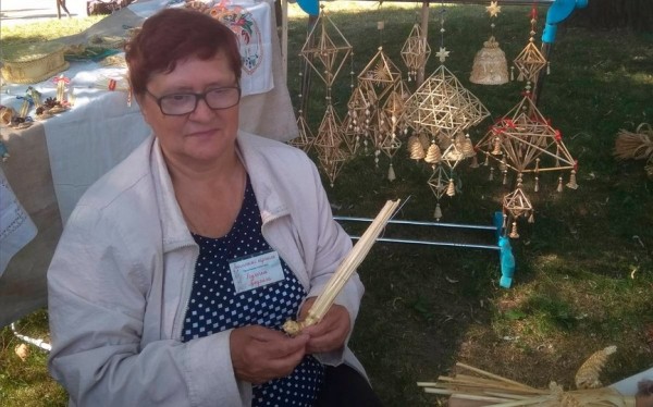 Мастера из Барановичского района представили свои работы на «Ганненскім кірмашы» в Зельве Мастера из Барановичского района представили свои работы на «Ганненскім кірмашы» в Зельве