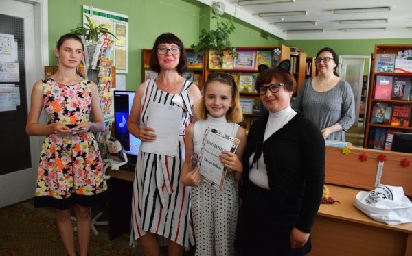 Волшебная кошечка наградила участников и победителей виртуальной галереи «Кошки. Необычное досье» Волшебная кошечка наградила участников и победителей виртуальной галереи «Кошки. Необычное досье»