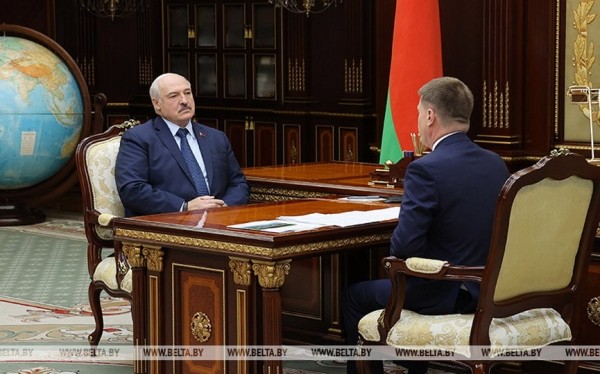 Александр Лукашенко обсудил с Юрием Сенько новые возможности в сотрудничестве с Китаем