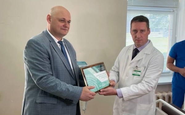 Аппарат искусственной вентиляции легких в рамках социального проекта «Дыши» Белинвестбанка направлен в Брест