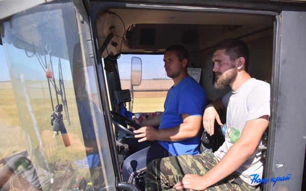 «Без ссор и в гармонии». Уборочная кампания продолжается в Барановичском районе «Без ссор и в гармонии». Уборочная кампания продолжается в Барановичском районе