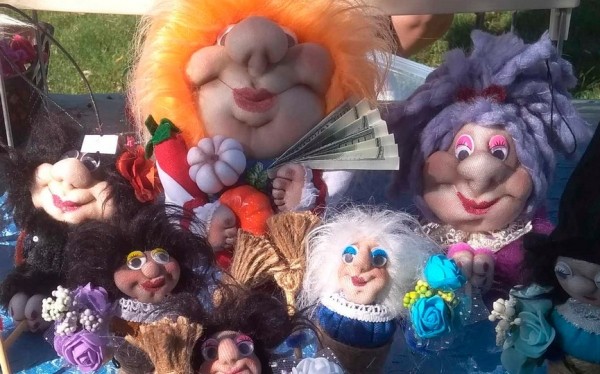 Мастера из Барановичского района представили свои работы на «Ганненскім кірмашы» в Зельве Мастера из Барановичского района представили свои работы на «Ганненскім кірмашы» в Зельве