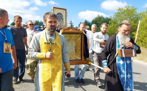 Фоторепортаж. Молчадь Барановичского района радушно встречала участников Всебелорусского крестного хода Фоторепортаж. Молчадь Барановичского района радушно встречала участников Всебелорусского крестного хода