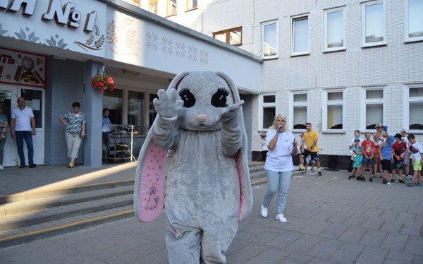 Фоторепортаж. На шести площадках в Барановичах прошли «Дворовые игры»