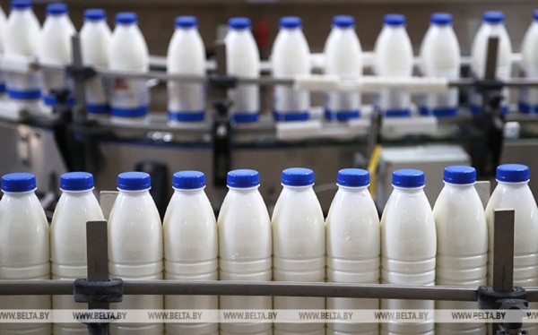 Минсельхозпрод: молока на внутреннем рынке достаточно, но есть сложности с тетрапаком Минсельхозпрод: молока на внутреннем рынке достаточно, но есть сложности с тетрапаком