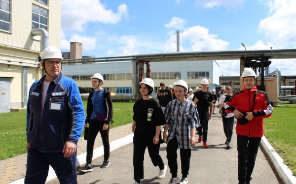 На Барановичской ТЭЦ провели познавательную экскурсию для школьников На Барановичской ТЭЦ провели познавательную экскурсию для школьников