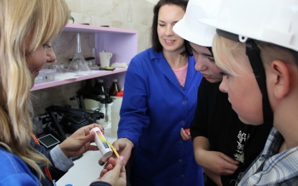 На Барановичской ТЭЦ провели познавательную экскурсию для школьников На Барановичской ТЭЦ провели познавательную экскурсию для школьников