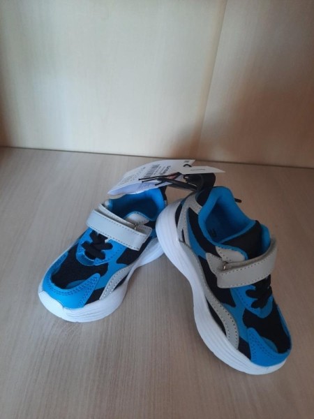 Ноги бы «не дышали». Детскую обувь с подкладкой из синтетики обнаружили в продаже сотрудники Госстандарта