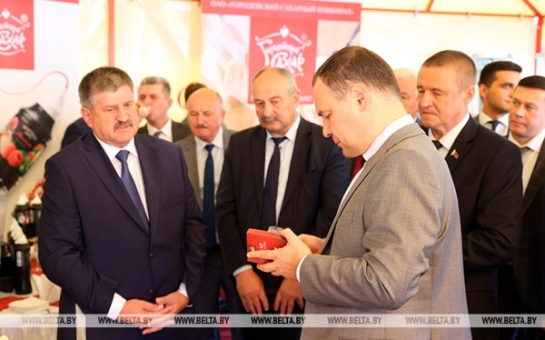 Роман Головченко: сахара в стране достаточно, держим запас 20-25 тыс. тонн сверх расчетной потребности Роман Головченко: сахара в стране достаточно, держим запас 20-25 тыс. тонн сверх расчетной потребности